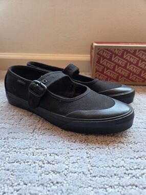 Vans Women's Black Mary Jane Canvas Sneakers (Brand New In Box)